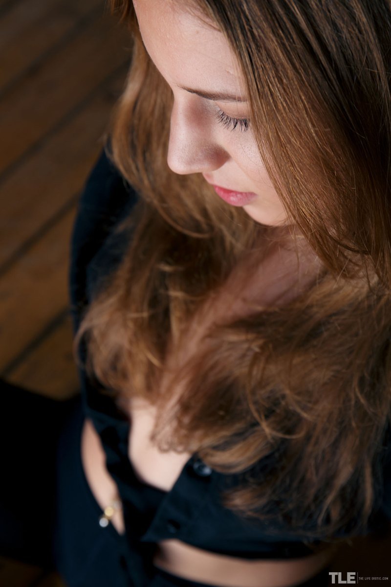 Нина, 24